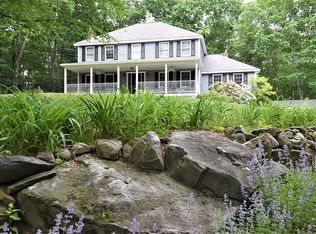 26 Michigan Rd, Tyngsboro, MA 01879