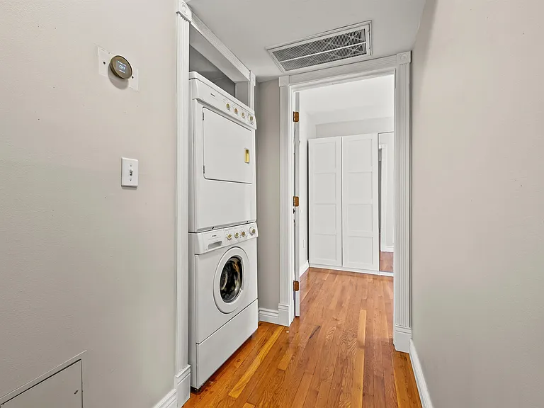 180 Washington St #5 — Photo 12