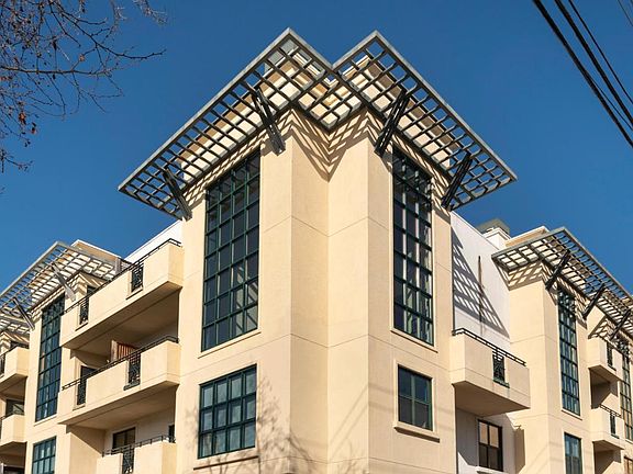 3rd image of 225 9th Ave APT 307
