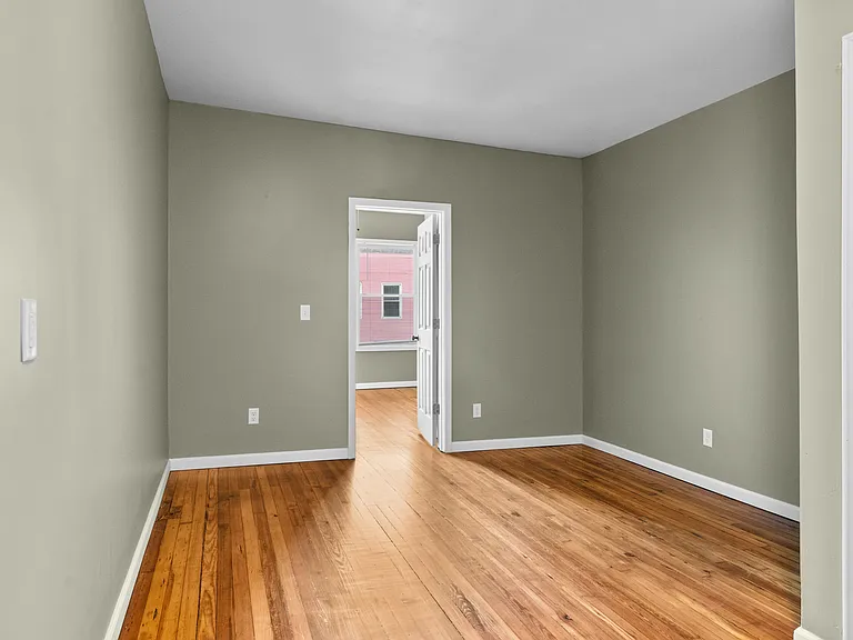 247 Main St #5 — Photo 14