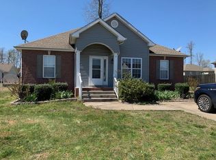 230 Clydesdale Ln, Springfield, TN 37172