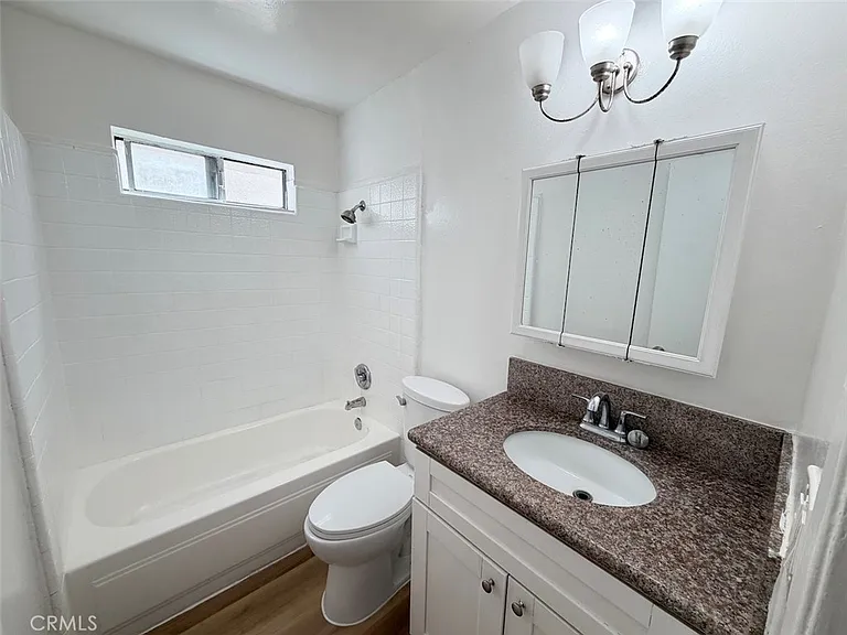 640 Ward St #2 — Photo 15