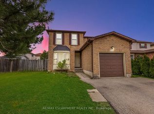 2465 Headon Forest Dr, Burlington, ON L7M 3L5