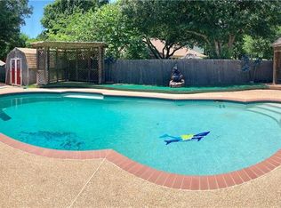 3813 Berkshire Ln, Bedford, TX 76021
