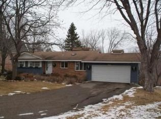 800 Smithtown Ter, Excelsior, MN 55331