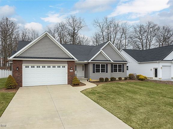 3rd image of 3654 Elizabeth Dr