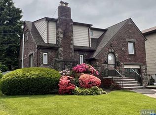 490 Ridgefield Ter, Fairview, NJ 07022