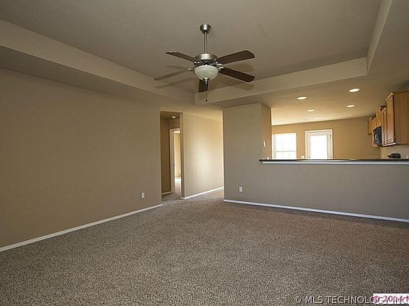 3rd image of 25850 E 90th Pl S