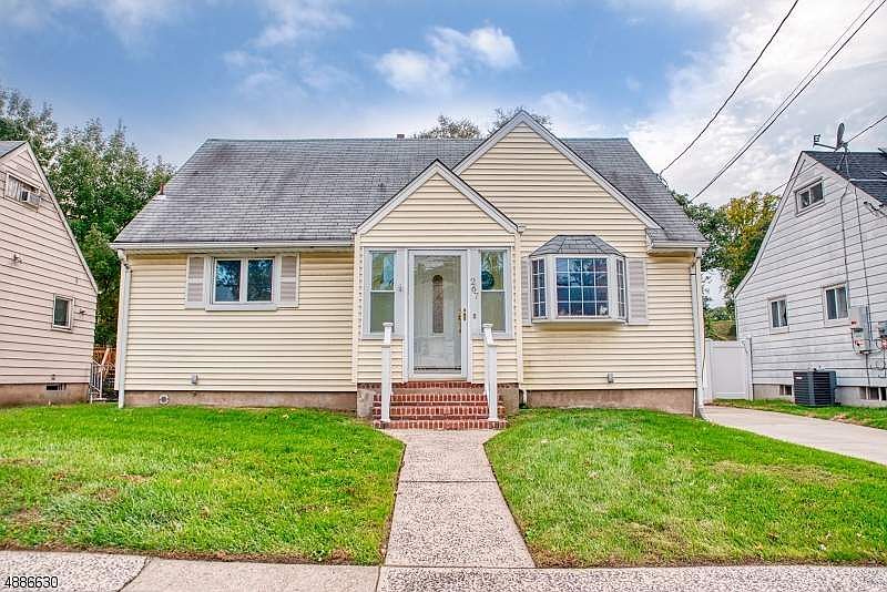 1st image of 267 Fairway Ave