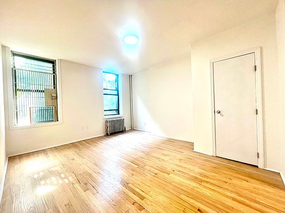 2nd image of 223 Avenue B APT 1