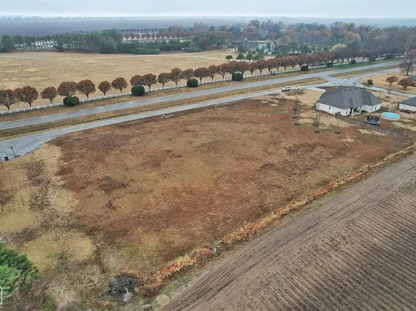 2004 Cotton Pointe, Leachville, AR 72438