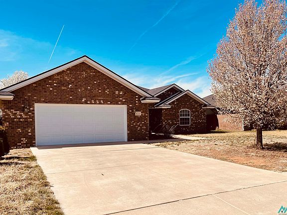 3rd image of 4224 Sandstone Dr