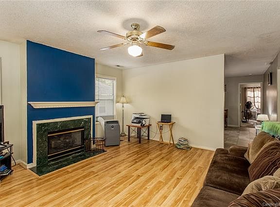 5th image of 212 6th St