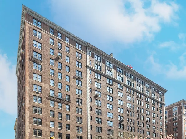 1133 Park Avenue 2W image 14 of 15