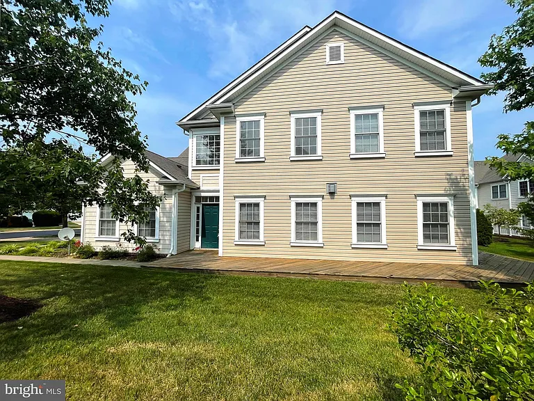 14276 Foxhall Rd — Photo 31