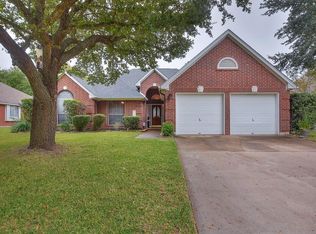 1213 Timber Bend Dr, Pflugerville, TX 78660