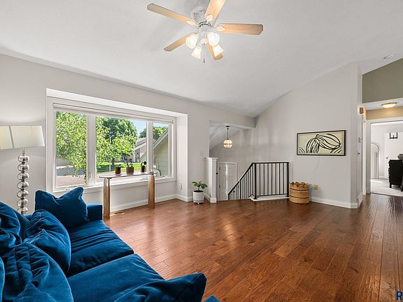 4th image of 3179 S Tyler Ct Court
