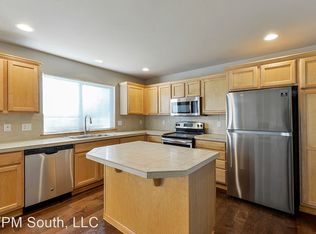 14113 SE 282nd St, Kent, WA 98042