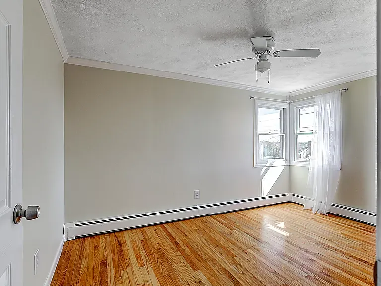 76 Norseman Dr — Photo 15