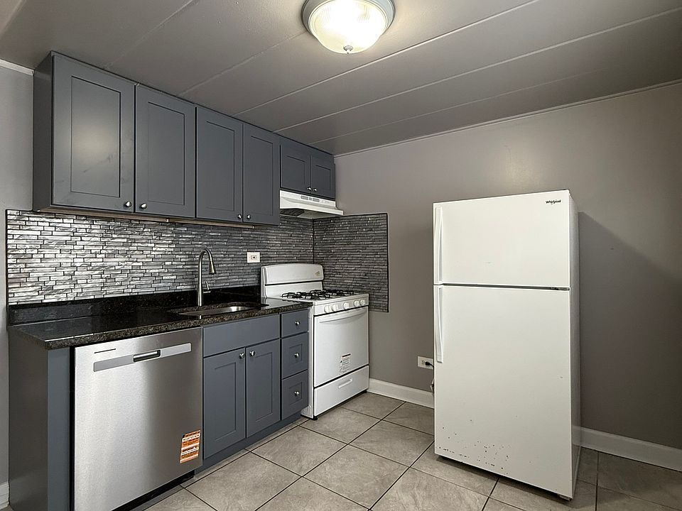 1st image of 9632 Ivanhoe Ave #1