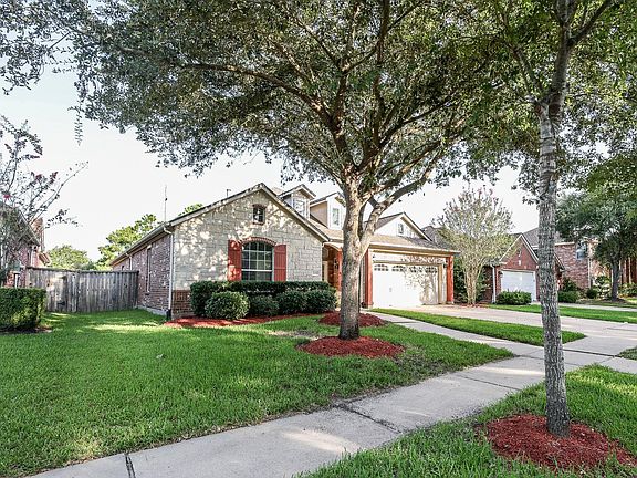 3rd image of 5418 Lacey Oak Meadow Dr