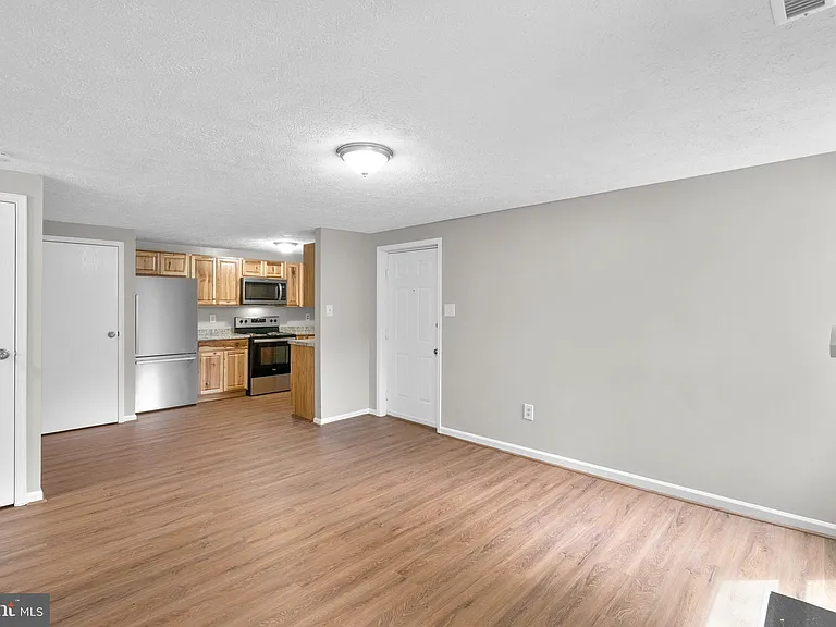 3925 Greencastle Rd #103 — Photo 3