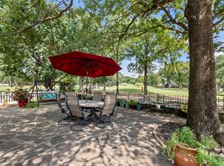 347 Saint Andrews Dr, Mabank, TX 75156