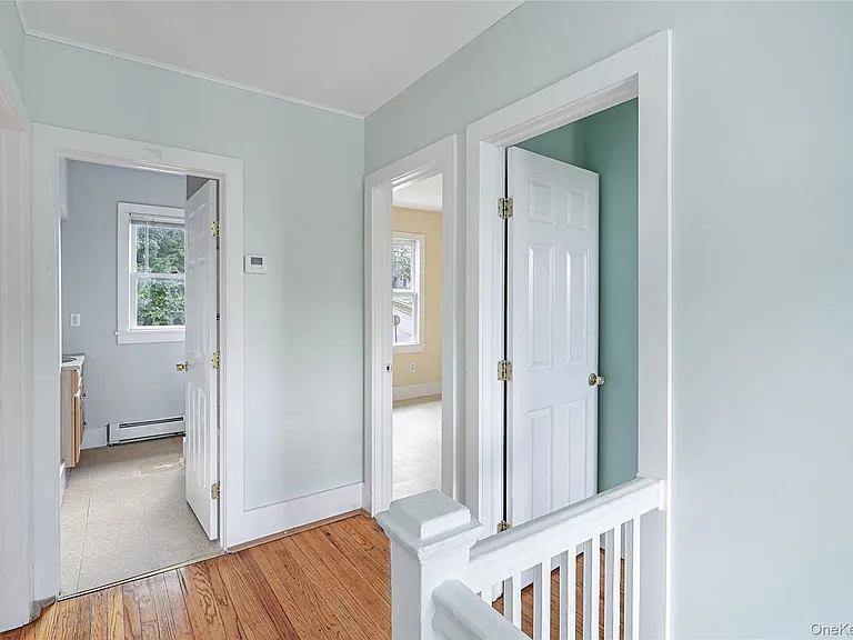 492 Liberty St — Photo 38