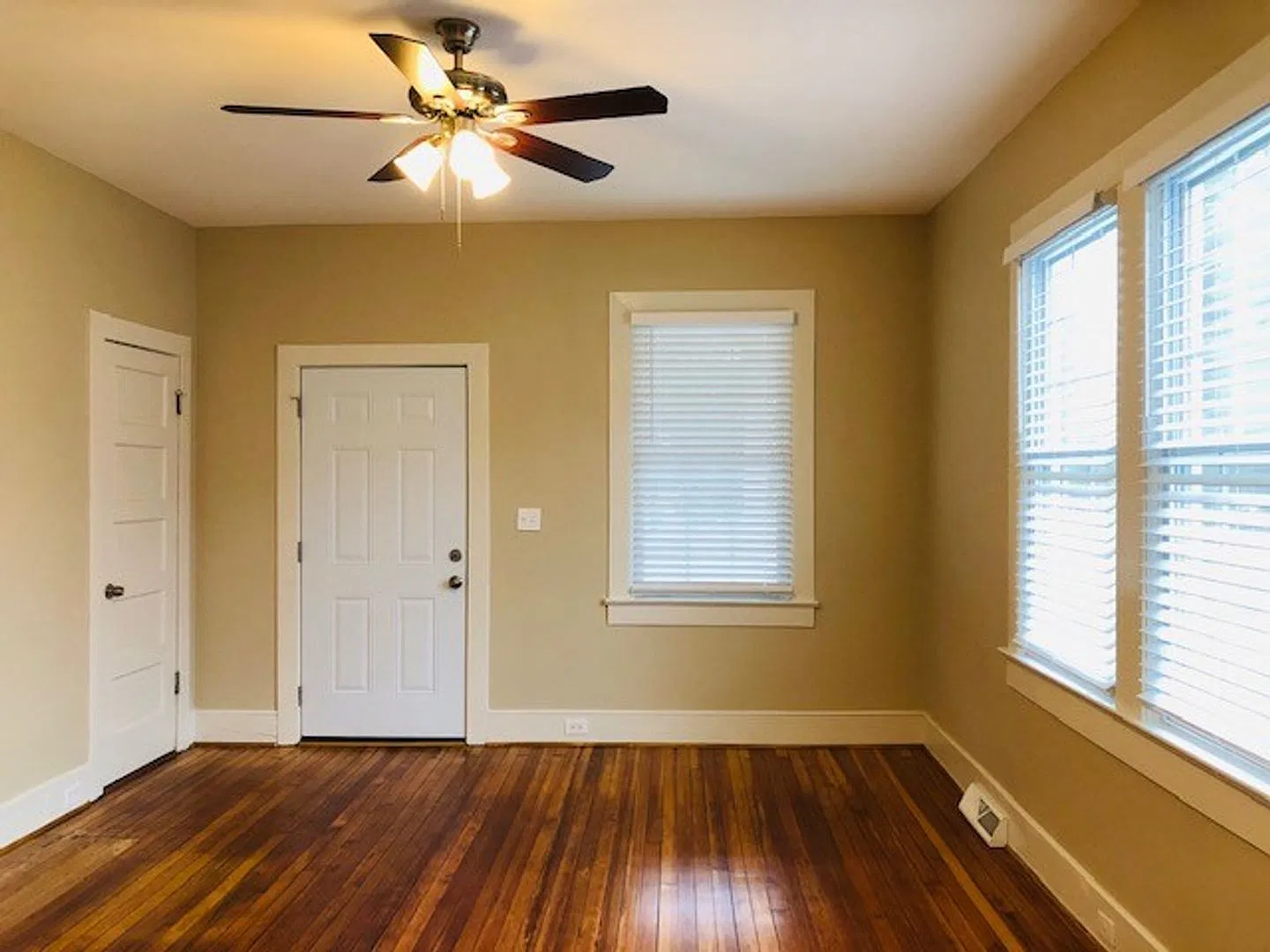 This cute Bungalow Home has nice size rooms, with hardwood floors, Heat/Air, 2 BD, 1 full BA, loc... — Photo 2