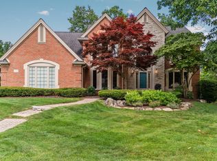 1644 Newcastle Ct, Rochester Hills, MI 48306