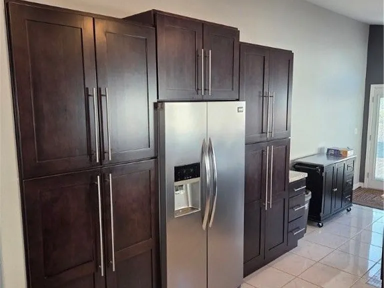 7136 Overhill Ave — Photo 5