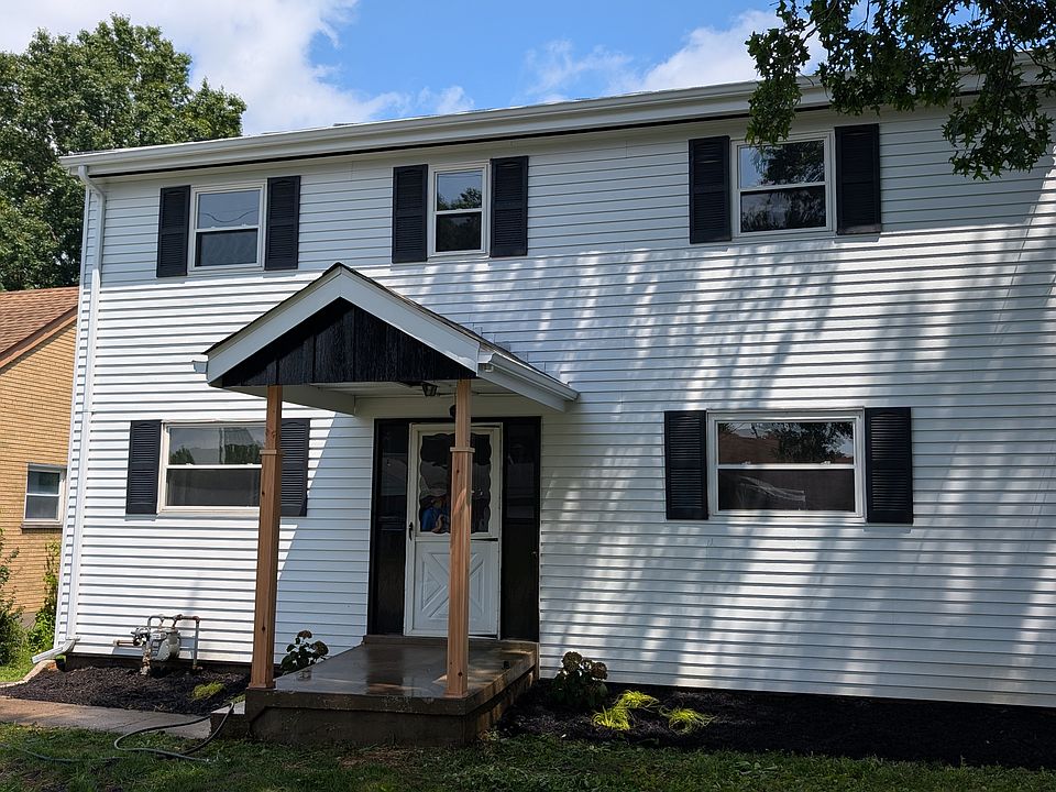 1st image of 3600 Lakewood Dr
