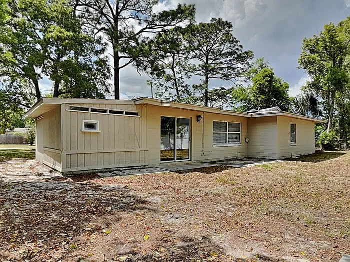 10927 Regency Dr — Photo 18