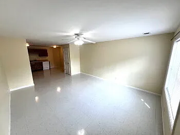 9103 Pembroke Oak Grove Rd #4E — Photo 5