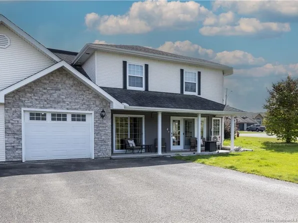 31 Harrison St #4, Grand Falls, NB E3Z 0B3