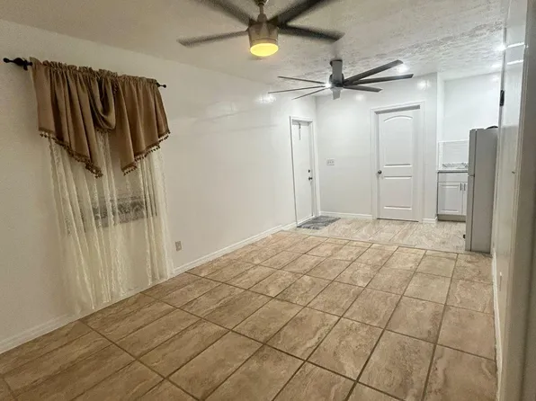 839 Timber Pond Dr, Brandon, FL 33510