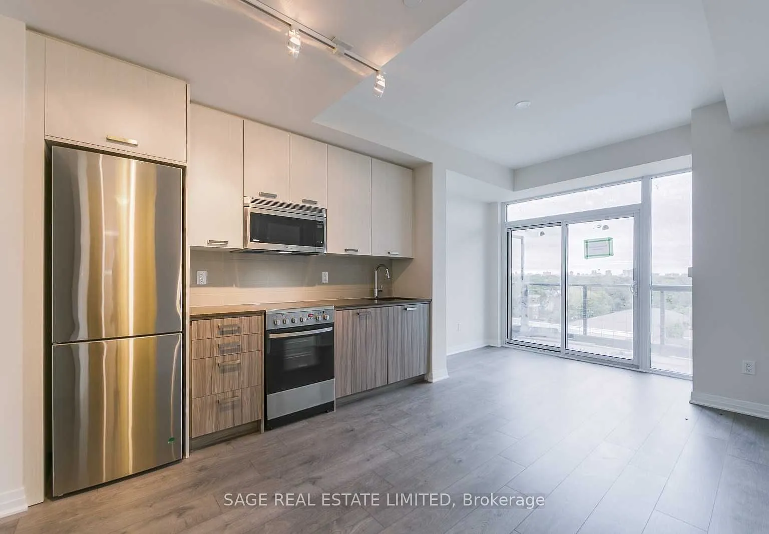 2 bed, $2,500 — Photo 1