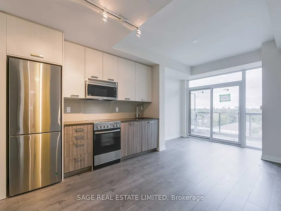 2301 Danforth Ave #618