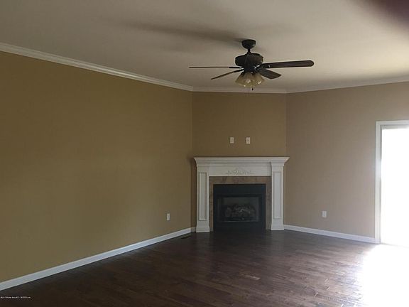4th image of 56 Summerville Estates Ln
