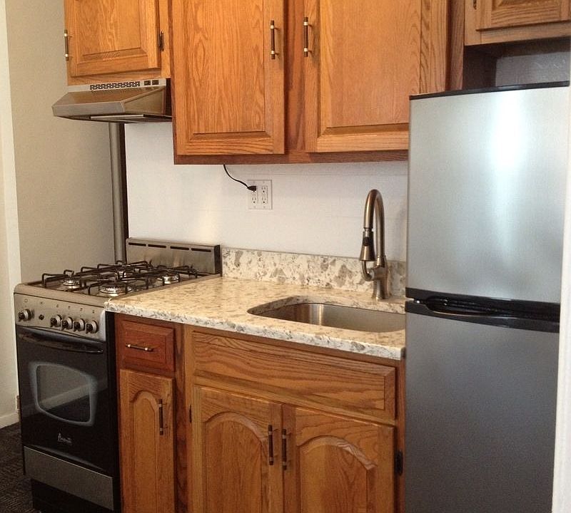 1st image of 34 Carmine St APT 14