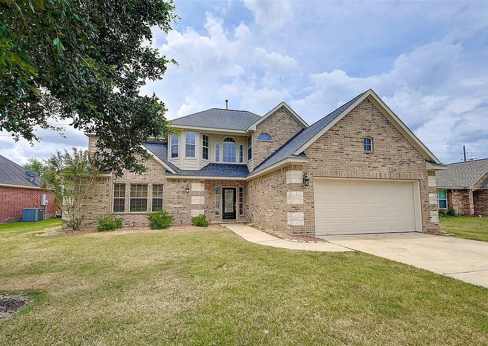 1st image of 9710 Piney Point Cir