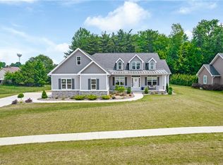 120 Sunnyview Ln, Orrville, OH 44667