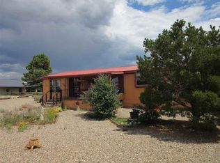 17 Martinez Rd, Taos, NM 87571