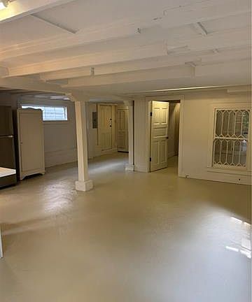 5th image of 2613 Carondelet St #B