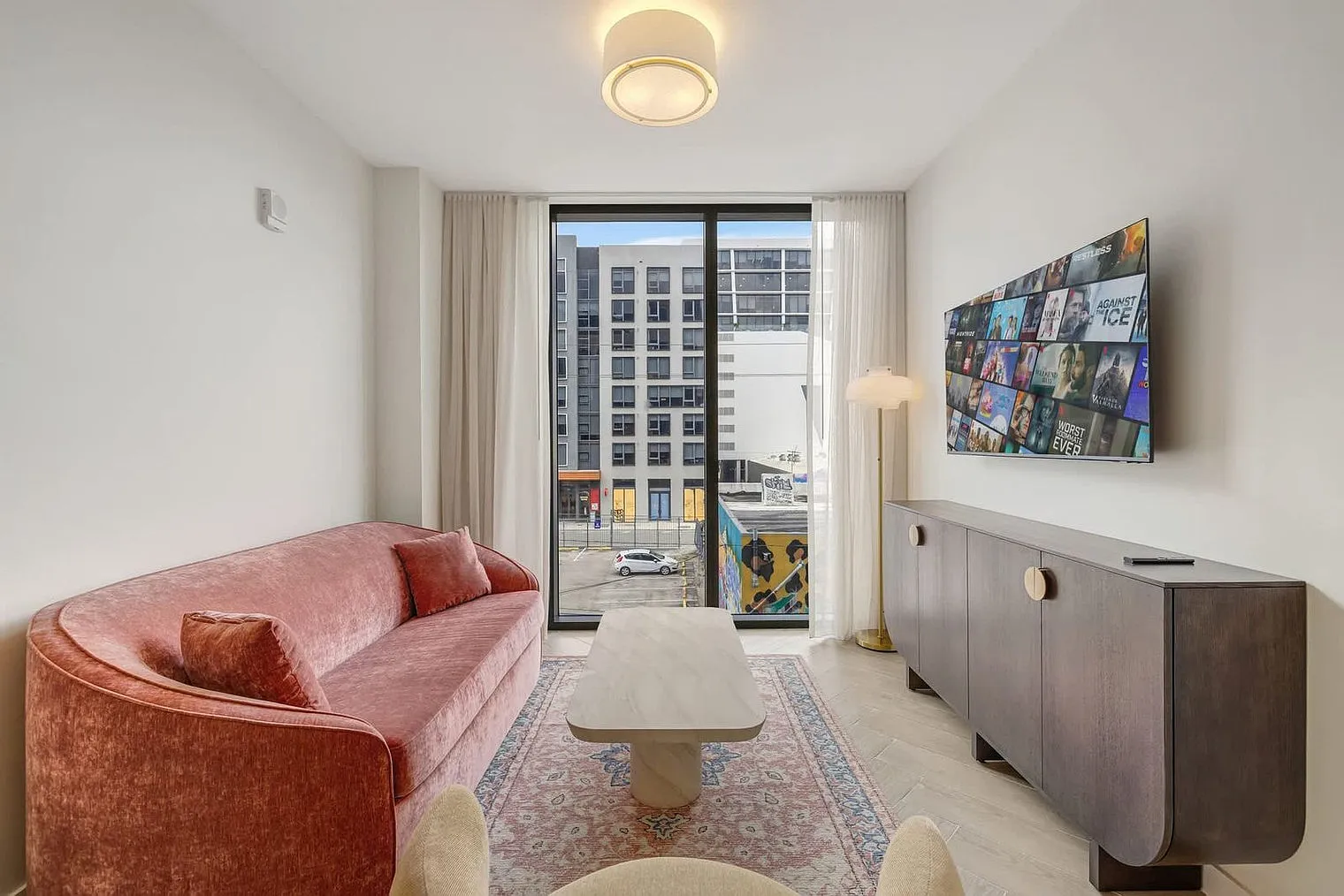 2 bed, 2.0 bath, 1097 sqft, $3,098 — Photo 3
