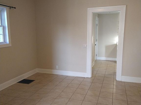 4th image of 737 N Bosart Ave