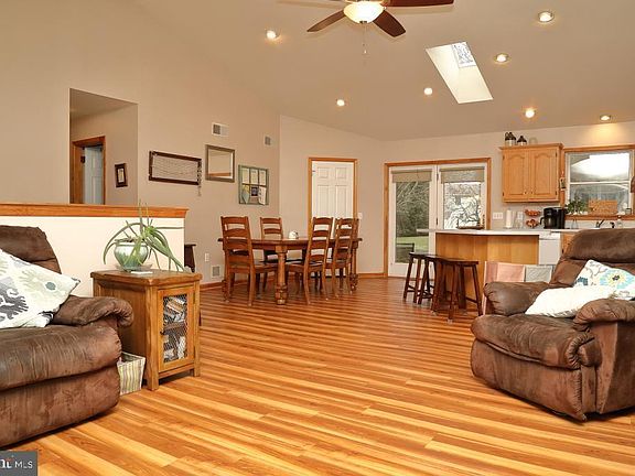 4th image of 40 Hickory Blvd #L-0173
