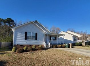 1020 Cove Cir, Clayton, NC 27520