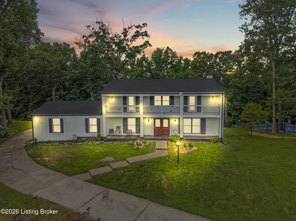 9108 Lakeridge Dr, Louisville, KY 40272
