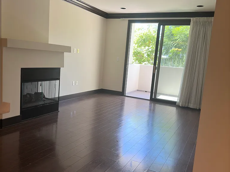 1138 Glenville Dr — Photo 12